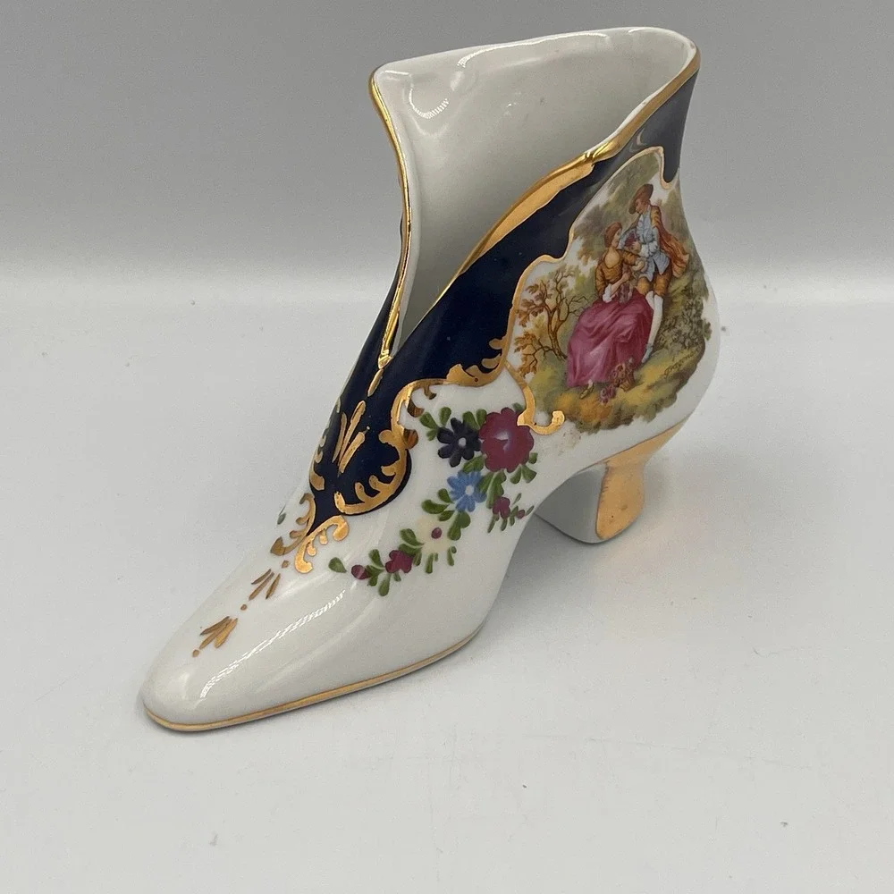 Vintage Porcelain Shoe Figurine Courting Couple Gold Trim Heel Ornate Grannycore